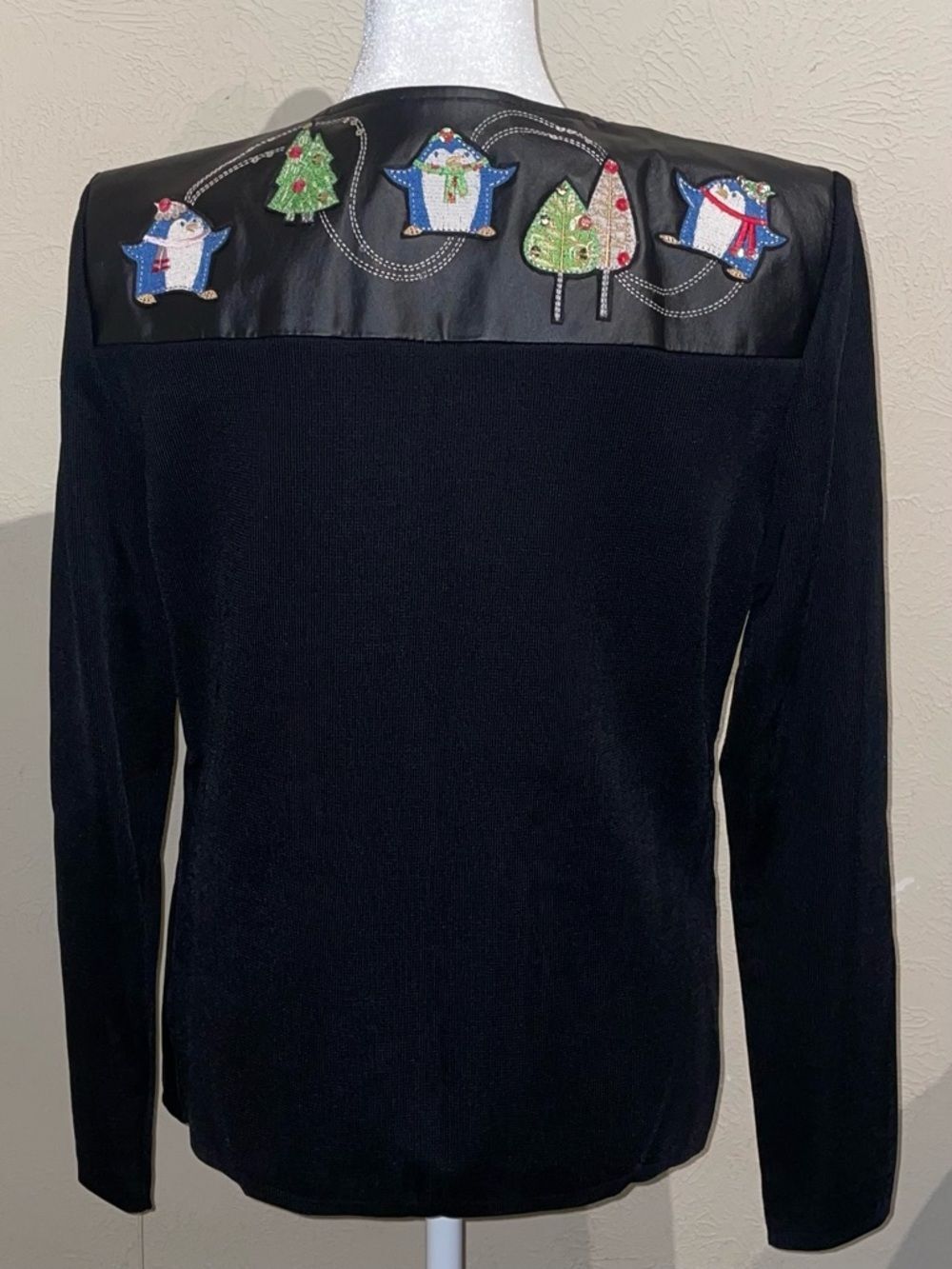Peter Nygård NWT Women’s Size M 2011 Limited Edition Christmas Leather Jacket PM - Picture 3 of 14